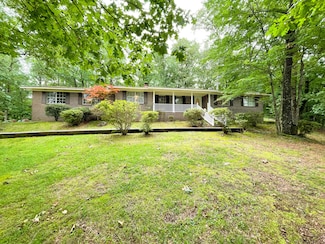 283 Valley Rd, Sulligent, AL 35586