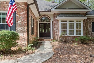 513 Longleaf Dr, Petal, MS 39465