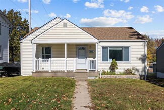 9813 Rhythm Dr, Saint Louis, MO 63114
