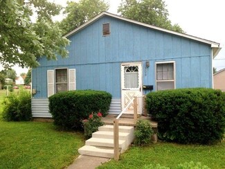 308 S 3rd St, Petersburg, IN 47567