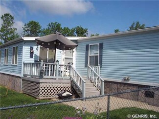 800 Stoneybrook Trail, Holley, NY 14470