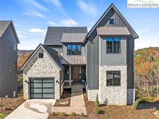 359 Calico Ct, Boone, NC 28607