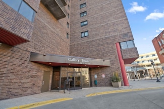 26 10th St W Unit 2002, Saint Paul, MN 55102