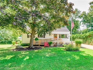 740 E Paige Ave, Barberton, OH 44203