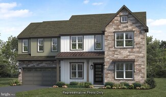 115 S Mountain Dr, Carlisle, PA 17013