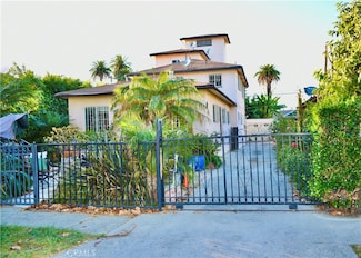 2919 S Palm Grove Ave, Los Angeles, CA 90016