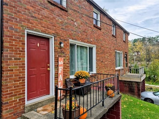 3396-3398 Columbia Dr, Pittsburgh, PA 15234