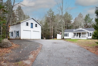 392 Bay Rd, Brooklin, ME 04616