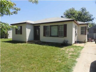 228 York Ct, Bentley, KS 67016