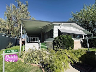 675 Parlanti Ln, Sparks, NV 89434