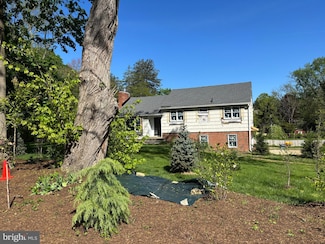 319 E Central Ave, Moorestown, NJ 08057