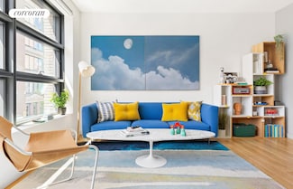 547 W 47th St Unit 305, New York, NY 10036