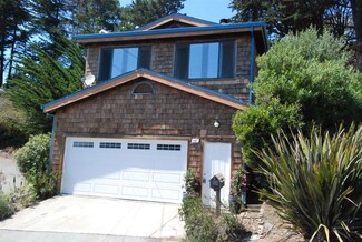 437 Goodman Rd, Pacifica, CA 94044
