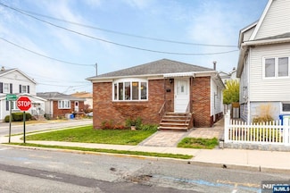 222 Stover Ave, North Arlington, NJ 07031