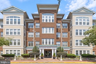 440 Belmont Bay Dr Unit 116, Woodbridge, VA 22191