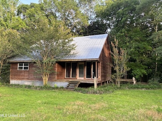 594 Homer Ladner Rd, Poplarville, MS 39470