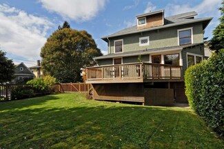706 33rd Ave, Seattle, WA 98122