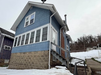 227 W Woodland Ave, Clarksburg, WV 26301