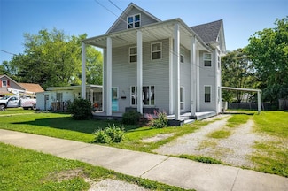604 N Illinois Ave, Litchfield, IL 62056