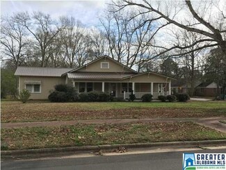 501 1st St N, Reform, AL 35481