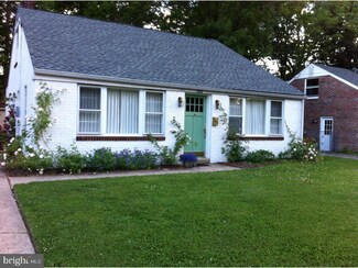 1220 Mercer Dr, Haddonfield, NJ 08033