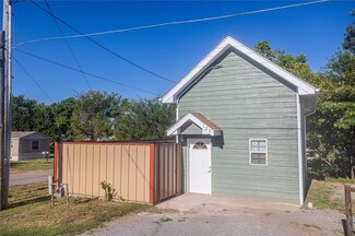 123 E 3rd St, Hydro, OK 73048