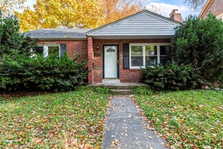 6955 Dartmouth Ave, Saint Louis, MO 63130
