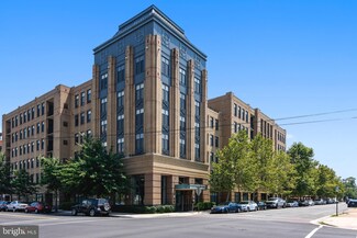 525 N Fayette St Unit 405, Alexandria, VA 22314