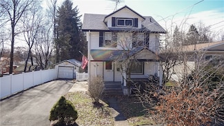 526 Floyd St, Akron, OH 44310