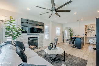 1926 W Holly St, Phoenix, AZ 85009