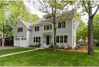 40 Sherrin Rd, Newton Lower Falls, MA 02462