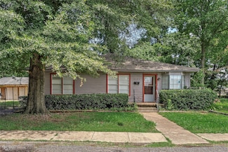 1735 Green St, Bossier City, LA 71111