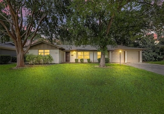 6813 Valhalla Rd, Fort Worth, TX 76116