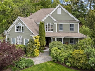 28 York Rd, Wayland, MA 01778