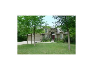 8016 NW Venita St, Kansas City, MO 64152