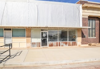 128 E Main St, Post, TX 79356