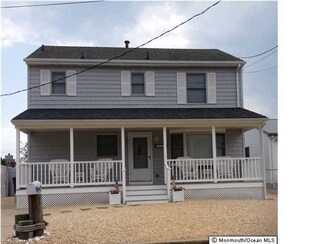 115 Beach Dr, Seaside Park, NJ 08752