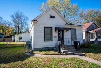 509 NE Grattan St, Topeka, KS 66616