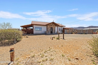 10975 E Janet Way, Dewey, AZ 86327