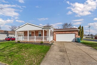 1508 Dangelo Dr, North Tonawanda, NY 14120