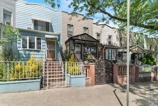 30-28 94th St, East Elmhurst, NY 11369