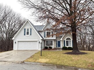 1029 Wellington Dr, Leavenworth, KS 66048