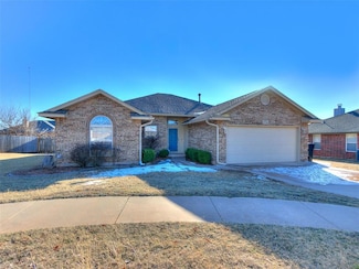 2716 SE 92nd Cir, Moore, OK 73160