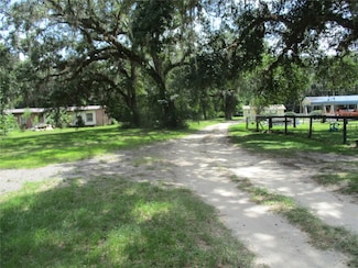 58507 Seal Ln, Hilliard, FL 32046