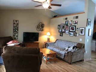 416 Park View Rd, Deerfield, WI 53531