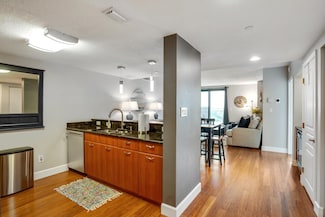 300 S Duval St Unit 511, Tallahassee, FL 32301