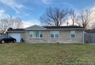 521 Foothill Rd, Sellersburg, IN 47172