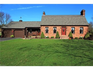 954 Bristol Champion Townline Rd NW, Warren, OH 44481