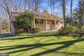 7616 Burford Dr, McLean, VA 22102