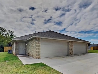 1109 Ashton Ln, Yukon, OK 73099